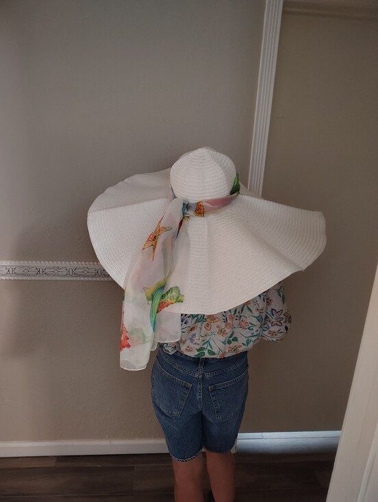 10 Inch Wide Brim Packable Paper playful Sun Hat with Tropical Motif l Scarf